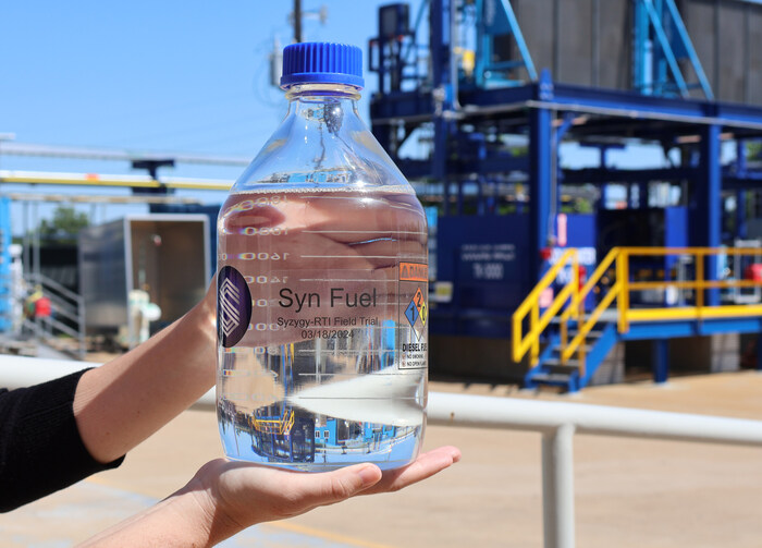 Bottle of Fischer-Tropsch crude produced from carbon dioxide and methane in a joint trial between Syzygy Plasmonics and RTI International with project sponsorship from Equinor Ventures and SCOA.